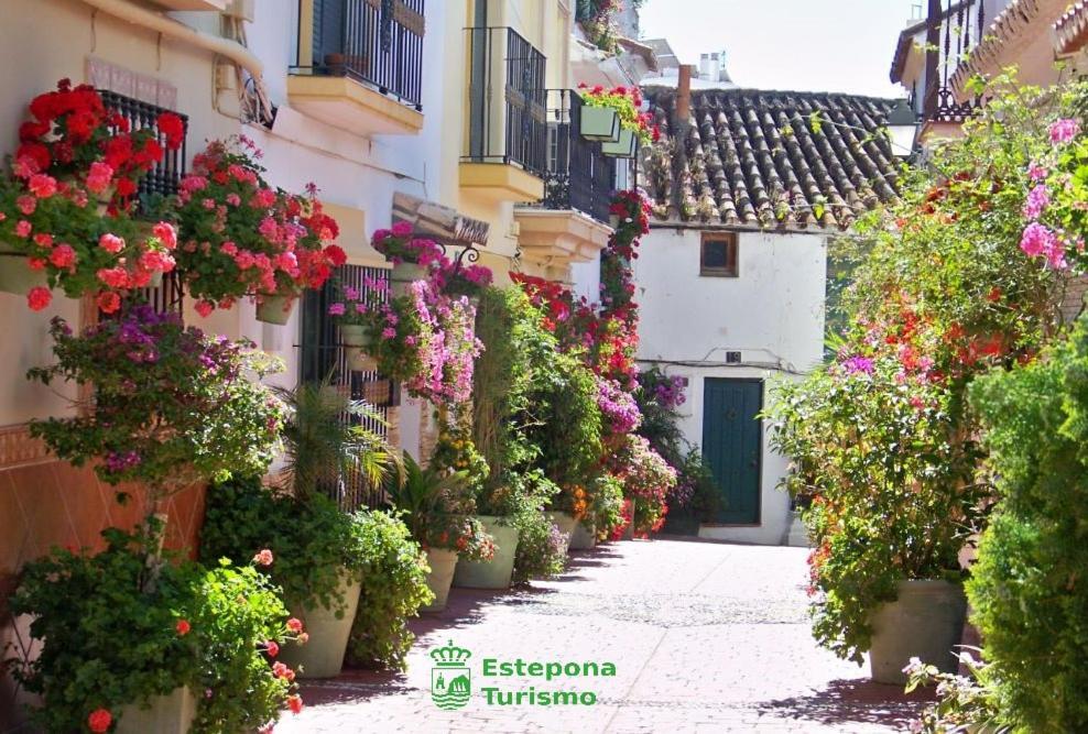 Encantadora Casa En El Corazon De Estepona Kültér fotó
